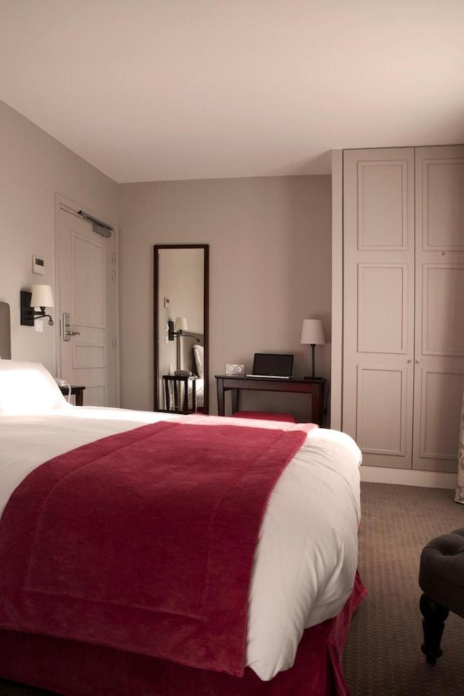Hotel Le Relais Saint Charles Париж Екстериор снимка