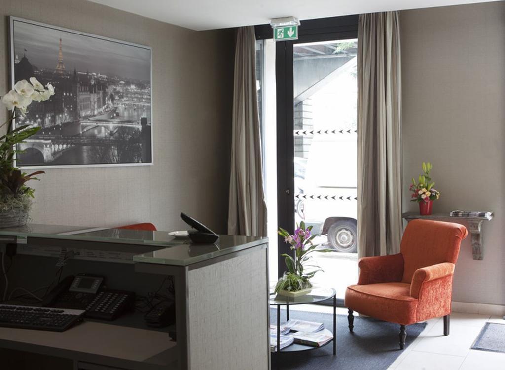 Hotel Le Relais Saint Charles Париж Екстериор снимка